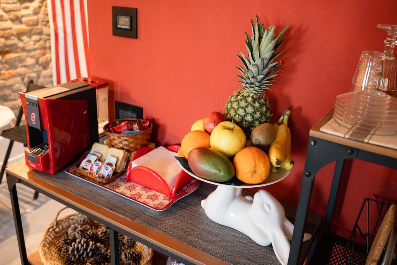 La Trave Bed and Breakfast Montecosaro  Buitenkant foto