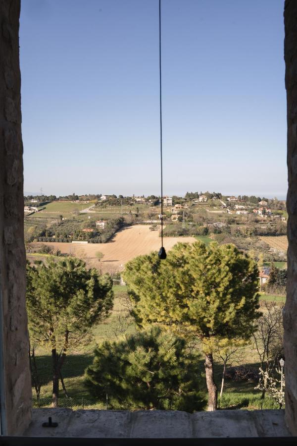 La Trave Bed and Breakfast Montecosaro  Buitenkant foto